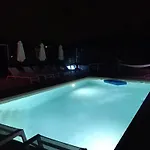 ゲストハウス Sentirsi A Casa 4*