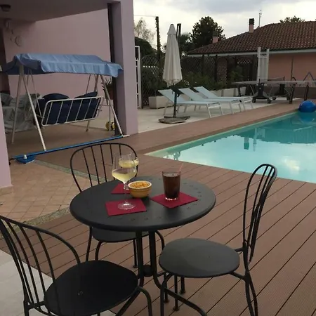 Sentirsi A Casa Гостевой дом 4*