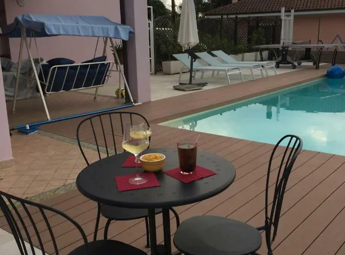 Sentirsi A Casa Гостевой дом 4*